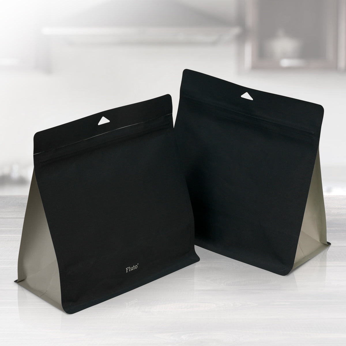 強力防臭袋 穴付きチャック付き Lサイズ ブラック