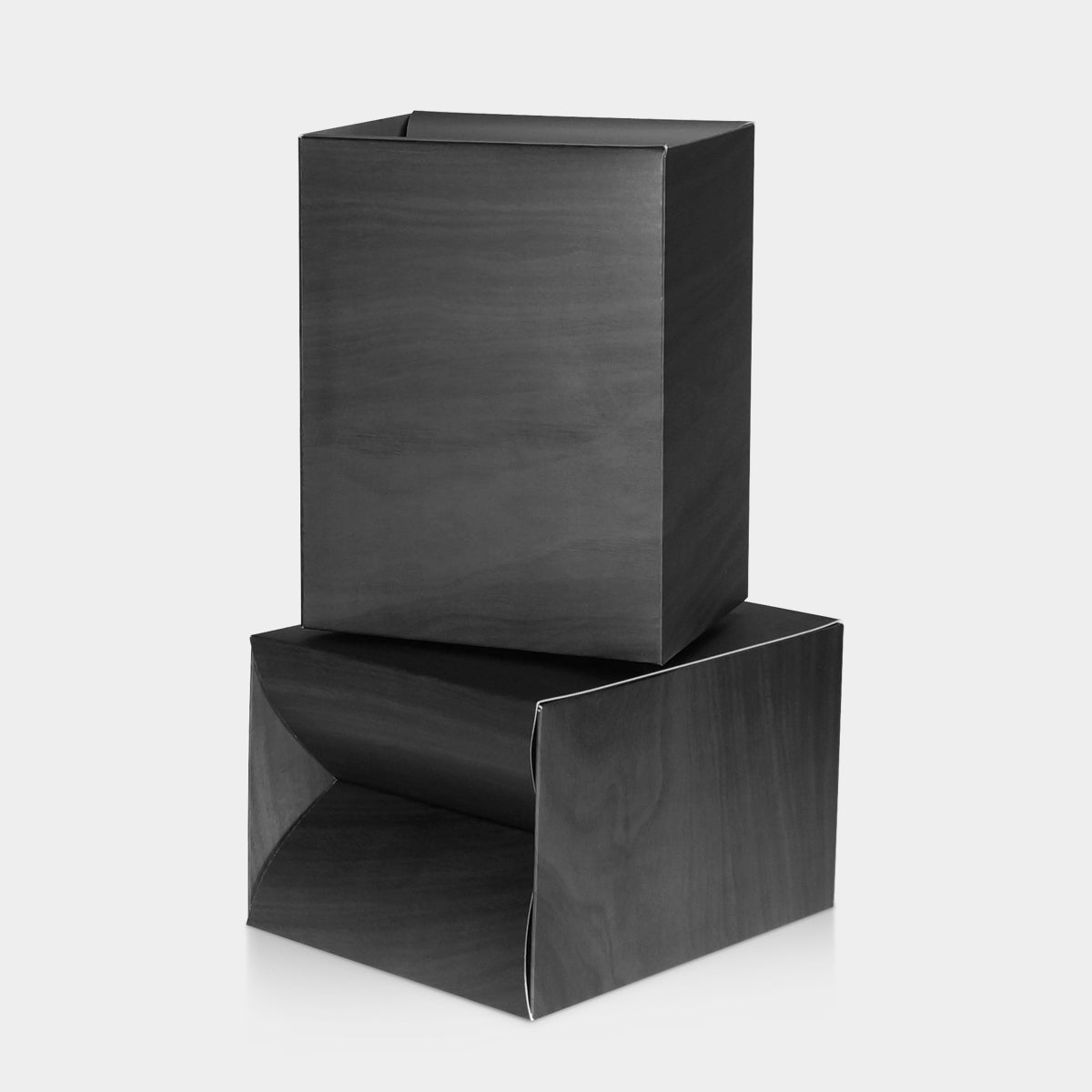 紙製のため、外から見られたくないものを捨てる際に便利。