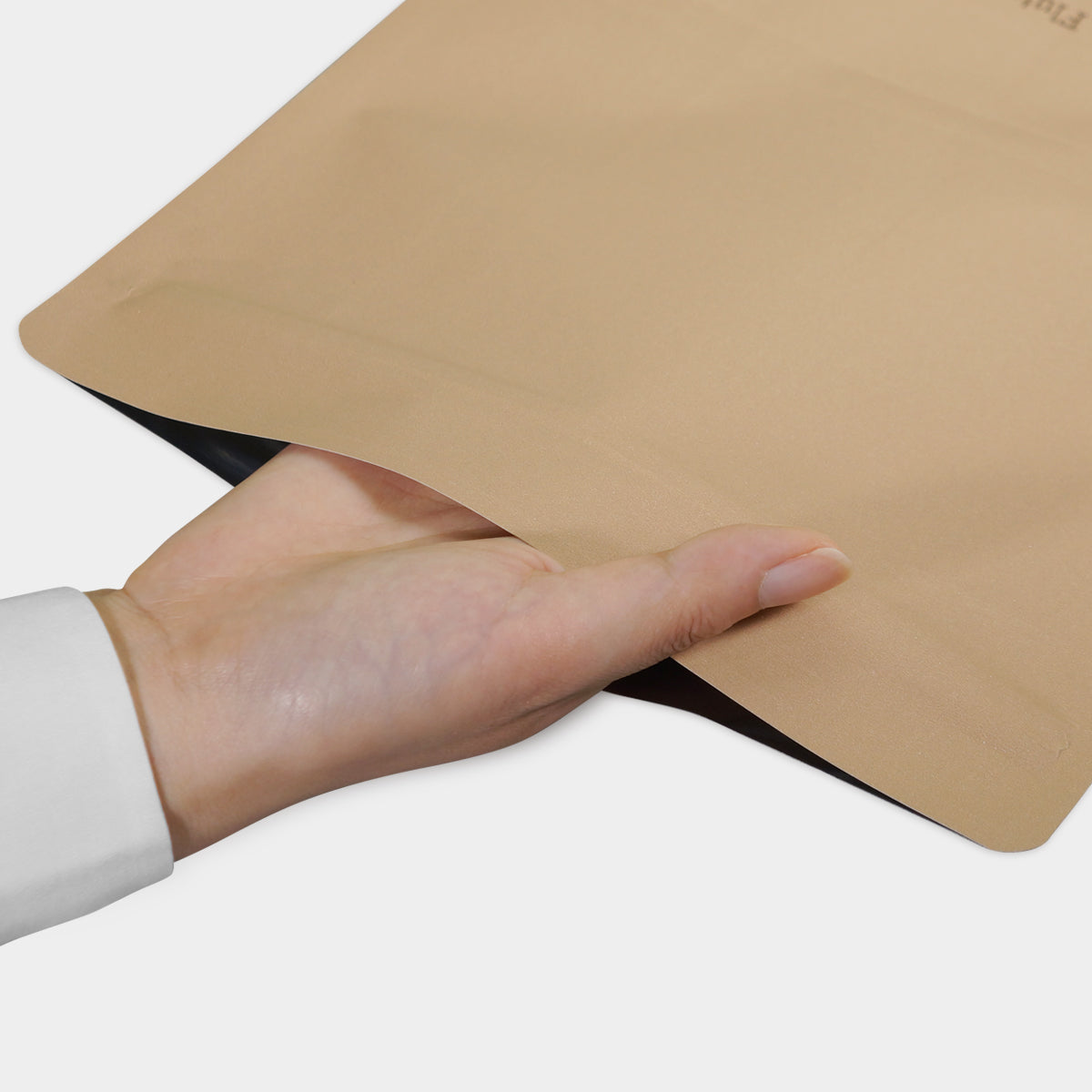 3層構造で透けないので安心。袋の角を丸くし安全性に配慮した作り。